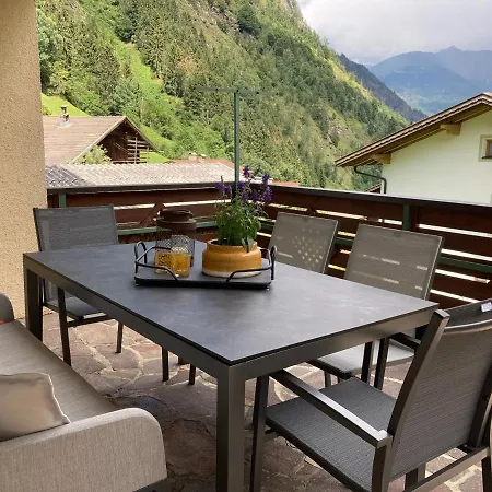 Haus Waldblick Hopfgarten in Defereggen